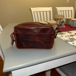 Portland Leather Camera Purse Large Lava